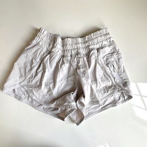 Lululemon Tracker Shorts, women’s, white, size 4